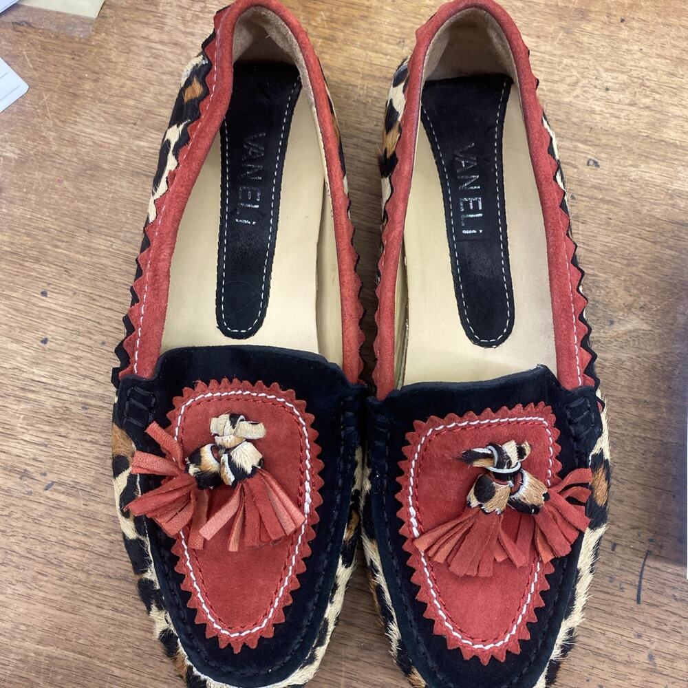 Vaneli Red Leopard Driving Loafer/Moccosin w Calf Hair Women’s Size 6 1/2 M